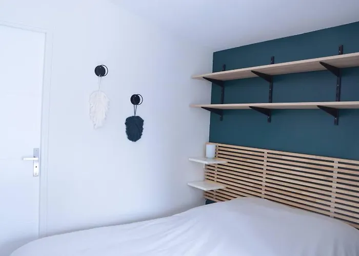 Appartement Confortable Avec Terrasse Privee Le Pellerin